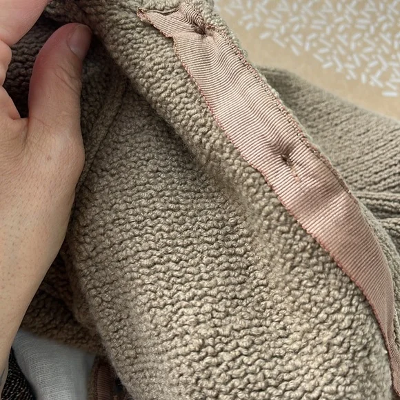 Vintage Cashmere Cardigan - Picture 5 of 9